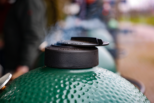 <h2>BBQs, Grills & Smokers</h2>