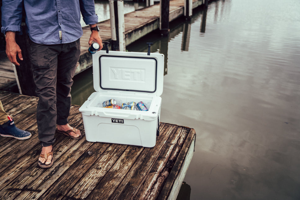YETI Yeti Tundra 105 Hard Cooler Tan